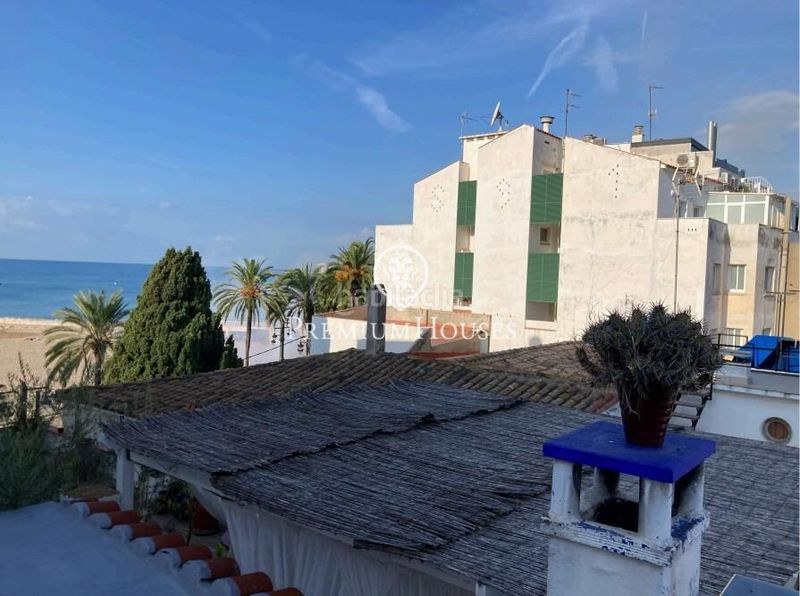 Foto a46e86ab-9842-4bb8-b9bb-61446644022f. Casa amb calefacció a Centre Sitges
