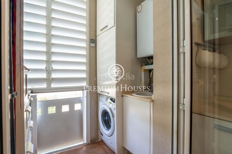 Foto aa230196-aba8-4e12-bedd-732c1af32b96. Pis amb calefacció aparcament piscina a Can Pei Sitges