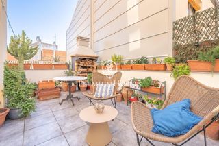 Casa a Centrevila. Casa con terraza en les casernes