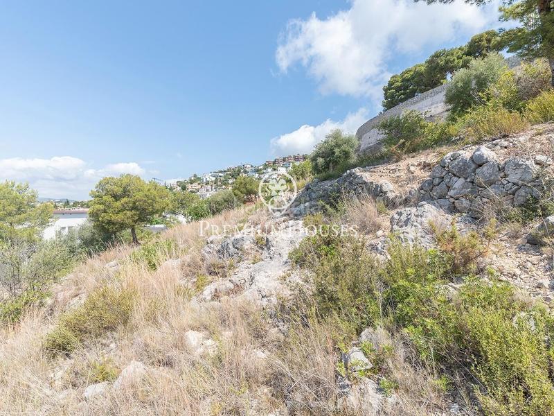 Foto 294b57cd-5bc0-4ec1-92f5-4acad9aec6b7. Wohngrundstück in Levantina - Montgavina - Quintmar Sitges