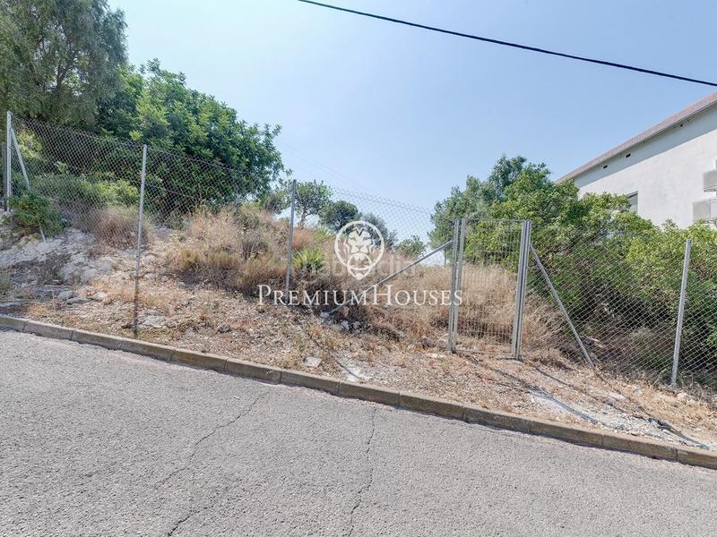 Foto becd0cc4-aefb-45ea-9f22-95935341d208. Wohngrundstück in Levantina - Montgavina - Quintmar Sitges