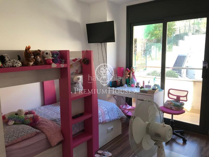 Foto 1e8d6b33-a762-452e-9e24-17c68db46310. Maison jumelée avec chauffage parking piscine dans Mas romeu Calafell