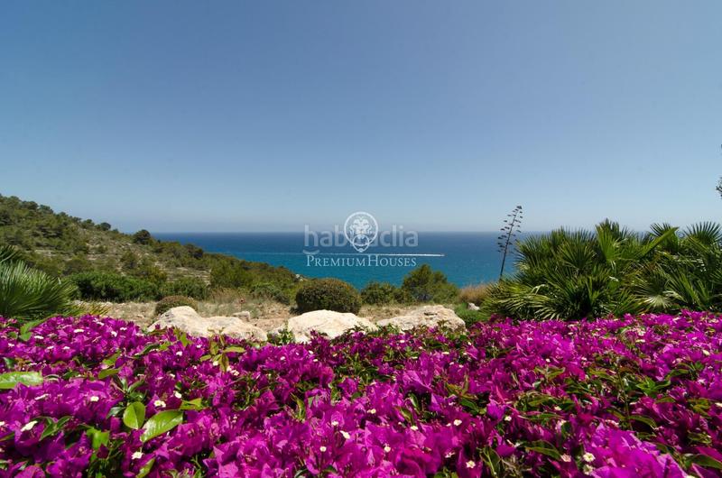 Foto 1261cadf-b610-45bd-9ec9-e6c696a2ffe5. Casa amb calefacció aparcament piscina a Levantina - Montgavina - Quintmar Sitges