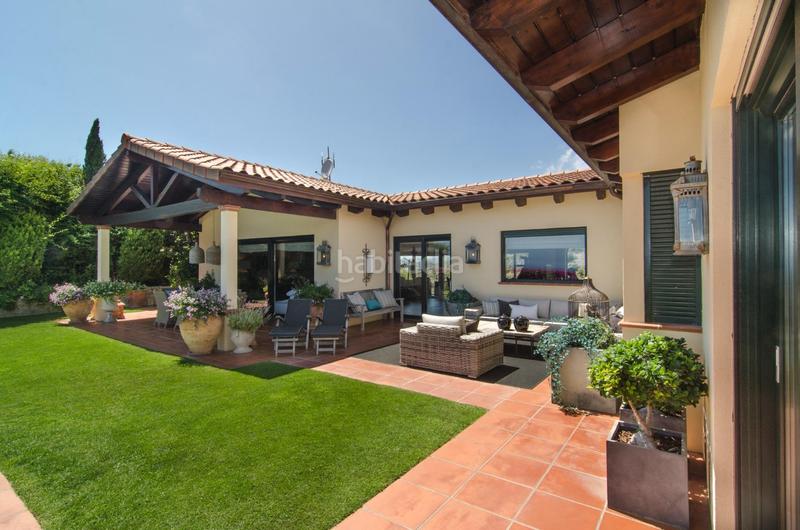 Foto 1b35266b-50f1-45de-8f69-7ceb46f50c7e. Casa amb calefacció aparcament piscina a Levantina - Montgavina - Quintmar Sitges