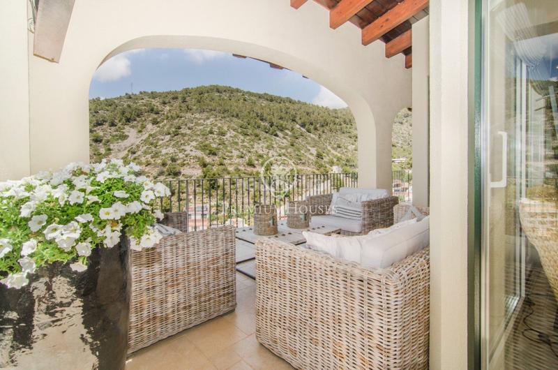 Foto 97ff8148-773d-4365-b764-fb1cbcf9ec99. Casa amb calefacció aparcament piscina a Levantina - Montgavina - Quintmar Sitges