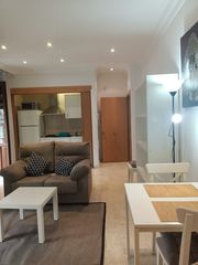 Rent Penthouse  Calle santa escolástica. ********* reserva septiembre curso 2026/2027***********