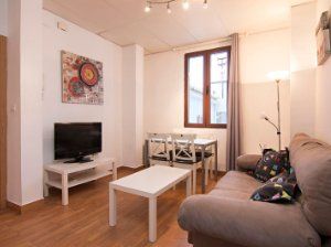 Rent Flat in Calle portería de santo domingo 2. ? alquiler piso ideal para estudiantes – realejo, granada