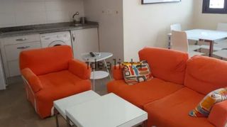 Rent Flat in Calle real de cartuja 36