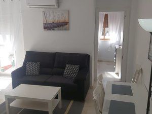 Rent Flat in Calle cardenal mendoza 11. **piso en alquiler ideal para estudiantes en el corazón de la ci