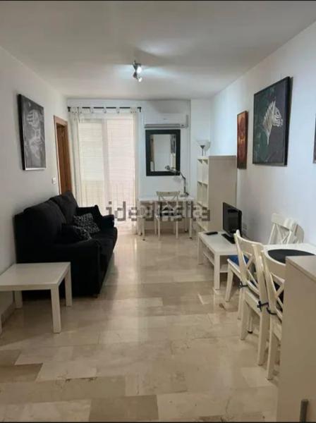 Foto a165923f-4a8f-4ec9-8903-e2bcddf90320. Rent flat in Centro - Sagrario Granada
