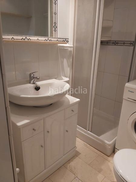 Foto bfff1ff0-b20d-47a4-9ea4-8c2caf3ad6a9. Alquiler piso en Centro - Sagrario Granada