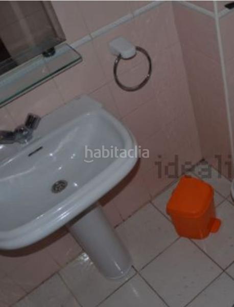 Foto 33ae2178-9f06-4e4f-b0e2-3a5a72af9d16. Miete etagenwohnung in Centro - Sagrario Granada