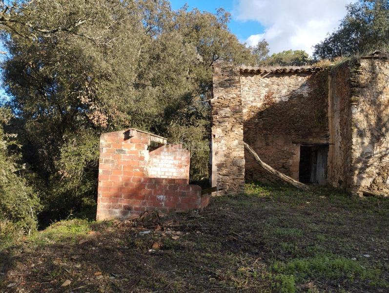 Foto c036575a-ba20-4984-80d6-93ce39ac145d. Masía finca rústica con 2 masías! en Quart