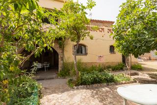 Masia  Carrer de les monges. Casa en sant daniel!