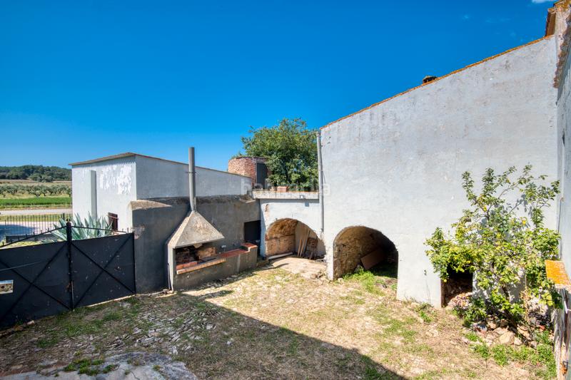 Foto b37a9735-5691-4692-aba9-cc780b9d4abe. Masia a Forallac