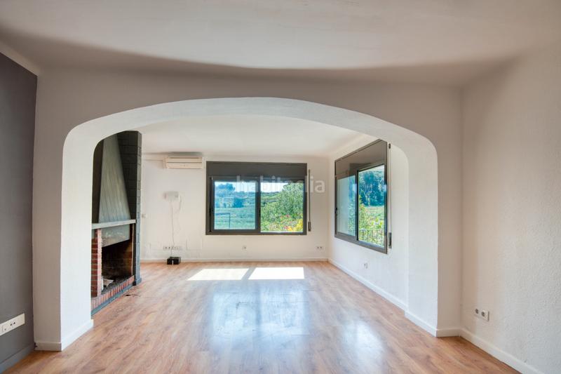 Foto c7ca6af2-1b60-40da-80b4-b1ced7880ab5. Masia a Forallac