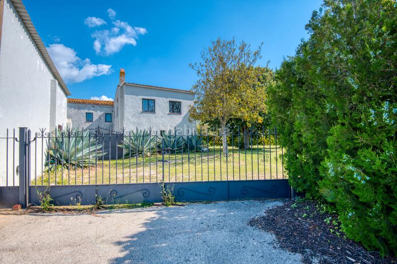 Foto f2501f65-2d78-469c-8e87-4e72ac0f3d7c. Masia a Forallac