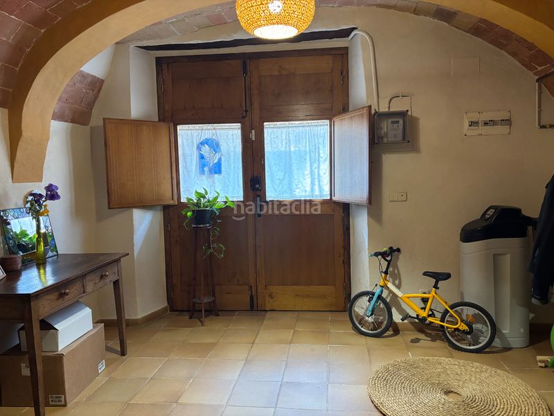 Foto 761edd9e-2021-4b0b-9049-bf96a3a5542b. Casa adossada amb xemeneia calefacció a Flaçà