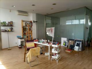Lloguer Local Comercial a Casagemes. Local tipus oficina en lloguer al carrer prim