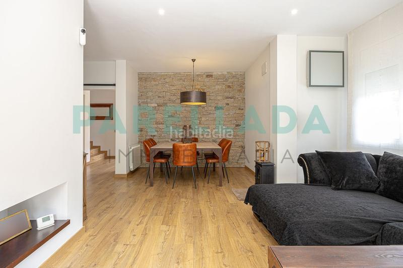 Foto 04e695ac-ff22-4bb9-b1cd-05fe50889618. Chalet with heating pool in Alella