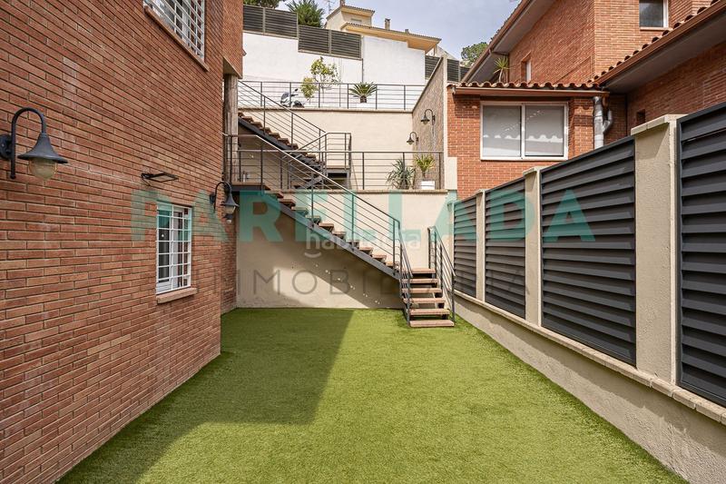 Foto 1cd33365-d1ce-4d0a-bf34-c820e8f46631. Chalet with heating pool in Alella