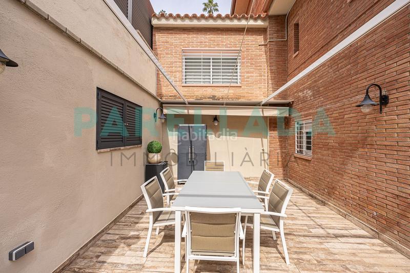 Foto 69be5eb9-274a-4738-9430-f8b36255745a. Chalet with heating pool in Alella