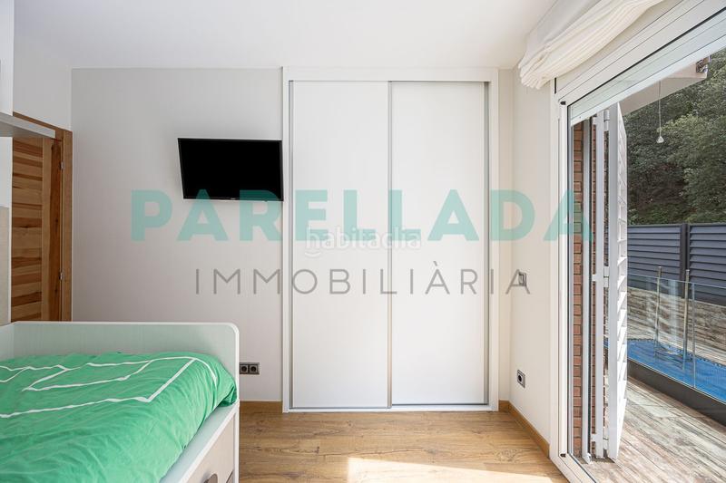 Foto a35dd16d-bf3d-43f4-8c2c-3a8a8686da58. Chalet with heating pool in Alella