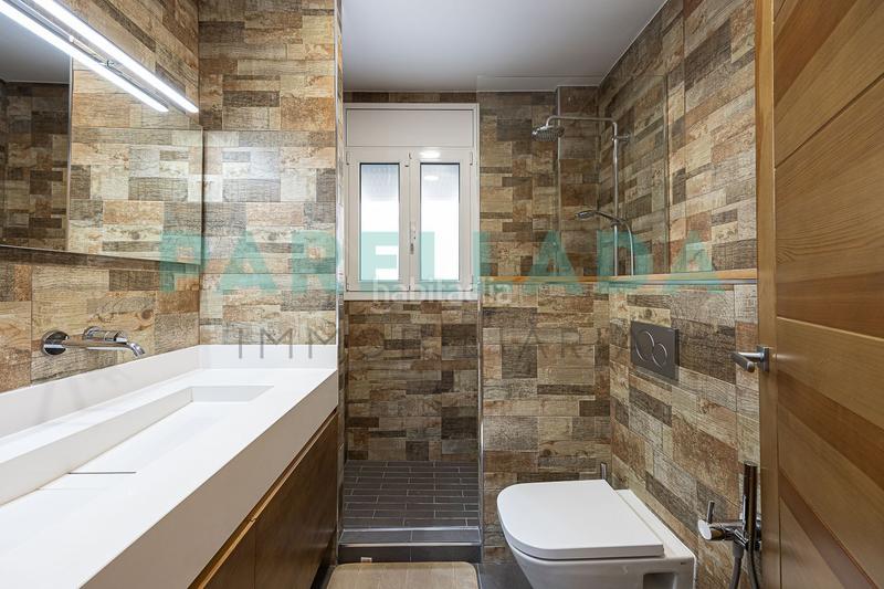 Foto b7c0df0e-f312-4bd9-b2f5-cbb000b073da. Chalet with heating pool in Alella