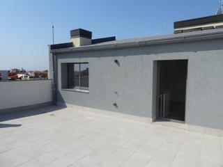 Dachwohnung  Calle sant anastasi. Ático dúplex para estrenar en la calle sant anastasi