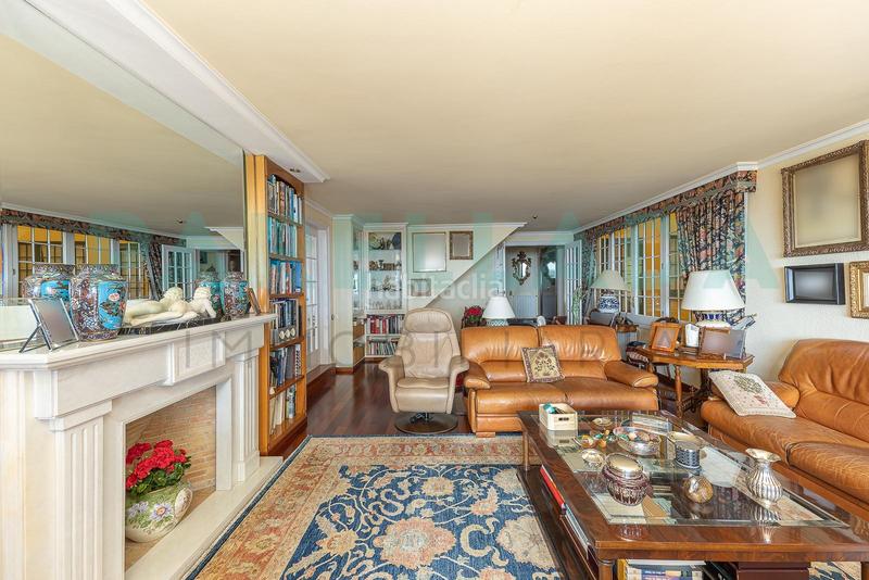 Foto 1374ca7f-4503-413e-b88e-d50b32a40b79. Chalet impresionante casa en el Mas Ram en Mas Ram Badalona