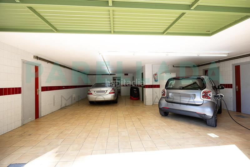 Foto 19ff473a-c358-45de-b38d-ab5d708fdc7b. Chalet impresionante casa en el Mas Ram en Mas Ram Badalona