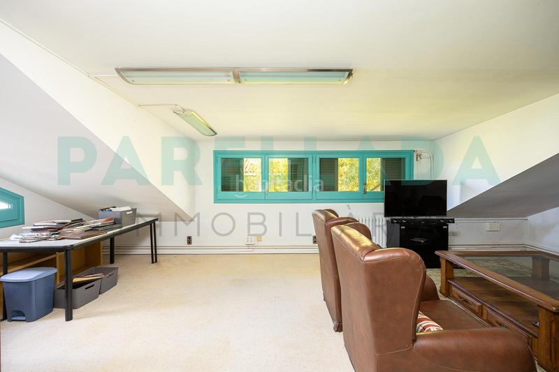 Foto 2edfd200-d170-4006-bdf8-7de63e58d728. Chalet impresionante casa en el Mas Ram en Mas Ram Badalona