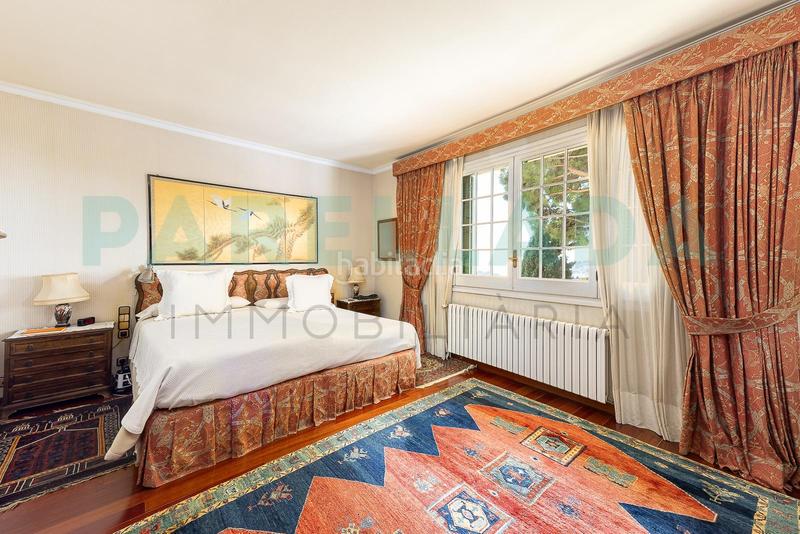 Foto 4b1b45cc-a642-47f2-b9dc-e99f05e94c52. Chalet impresionante casa en el Mas Ram en Mas Ram Badalona