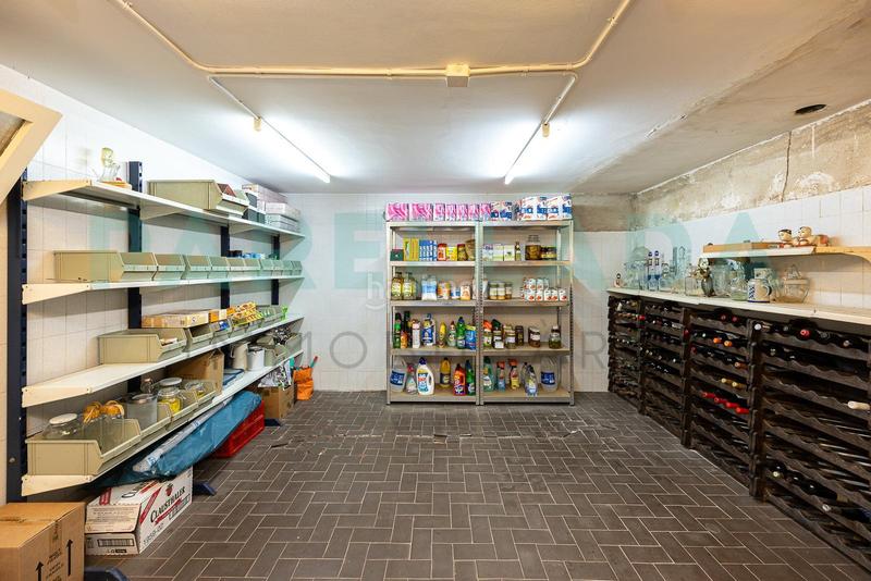 Foto 56d97dde-21ca-4dd8-9cad-fb49e8f0c977. Chalet impresionante casa en el Mas Ram en Mas Ram Badalona