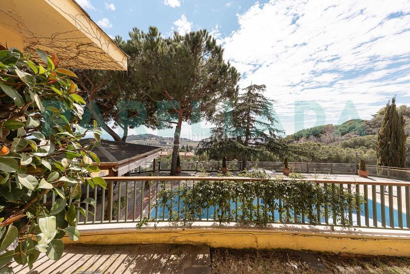 Foto 5748ee21-8698-44d7-a0e0-a3cb844d9b86. Chalet impresionante casa en el Mas Ram en Mas Ram Badalona