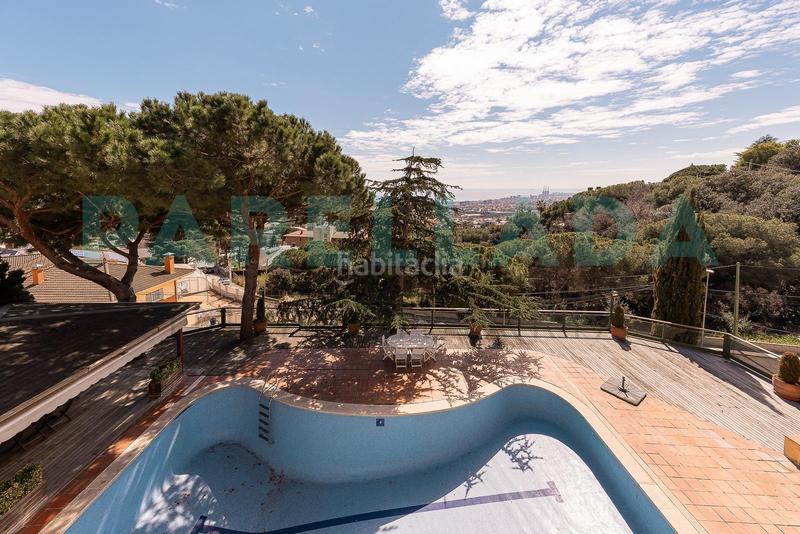 Foto 637b1c0e-6046-44c0-aac7-512fcef02c97. Chalet impresionante casa en el Mas Ram en Mas Ram Badalona