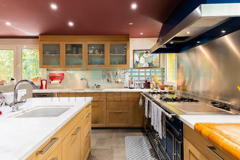 Foto 71e58a95-2acd-4c21-8a0f-21d166116109. Chalet impresionante casa en el Mas Ram en Mas Ram Badalona