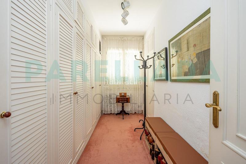 Foto 9f3a5682-8636-41a1-8357-fd9230ec224c. Chalet impresionante casa en el Mas Ram en Mas Ram Badalona