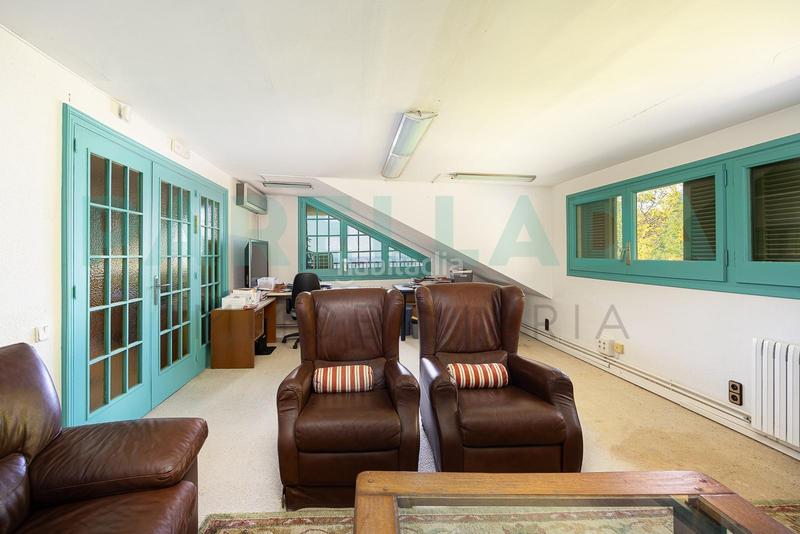 Foto f128b779-e1be-4d64-8f3b-ac7e00213cca. Chalet impresionante casa en el Mas Ram en Mas Ram Badalona