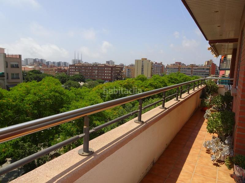 Foto 8468ae3c-86cc-449c-b157-b7eb7f48cf04. Alquiler ático atico en alquiler en el centro con gran terraza en Badalona