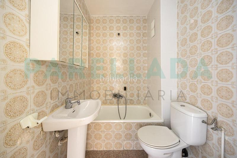Foto 3e81ea6f-0e71-4c1a-a9a6-b03138360dc6. Piso  en venta para reformar en Bufalà en Bufalà Badalona