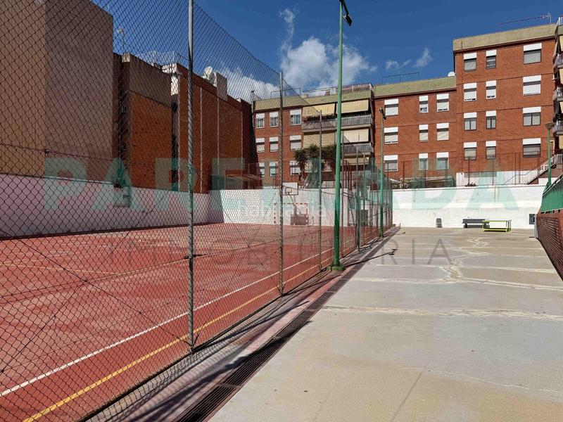 Foto 9381fd41-3a70-4172-92b2-db997af13d27. Piso  en venta para reformar en Bufalà en Bufalà Badalona