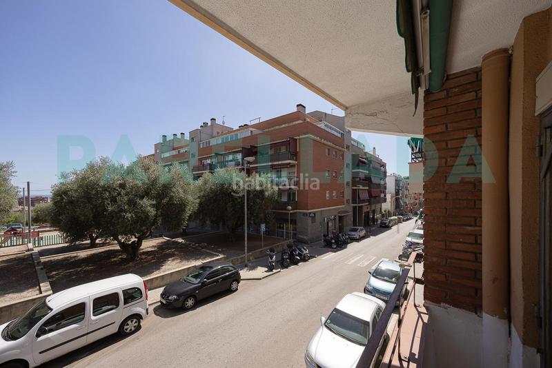 Foto c9aac7a9-6d6f-4c2d-a87f-b49c4f7034eb. Piso  en venta para reformar en Bufalà en Bufalà Badalona