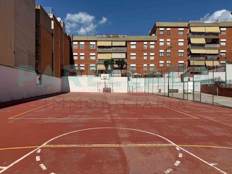 Foto d5eb324f-26ea-466d-9e3f-43e31672938d. Piso  en venta para reformar en Bufalà en Bufalà Badalona