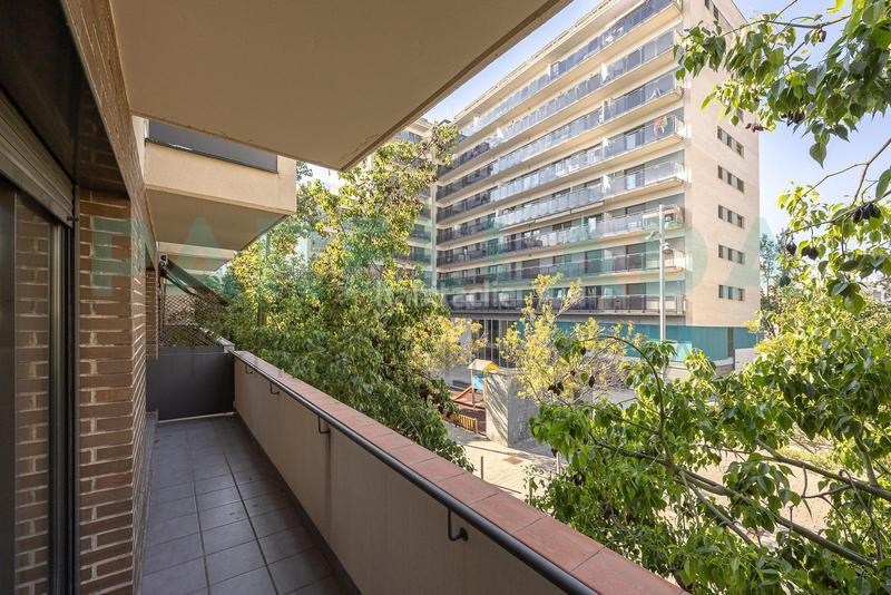 Foto 1580fced-d6c3-4e8f-87d5-399159b5978d. Pis amb calefacció aparcament a Canyadó Badalona