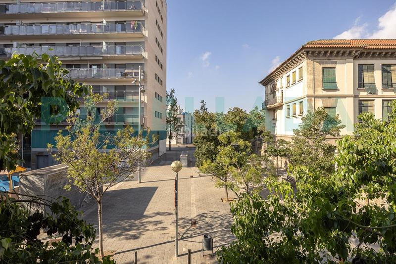 Foto 6ec51c26-e7c4-48e5-8b30-8a2bbb8a4c82. Pis amb calefacció aparcament a Canyadó Badalona