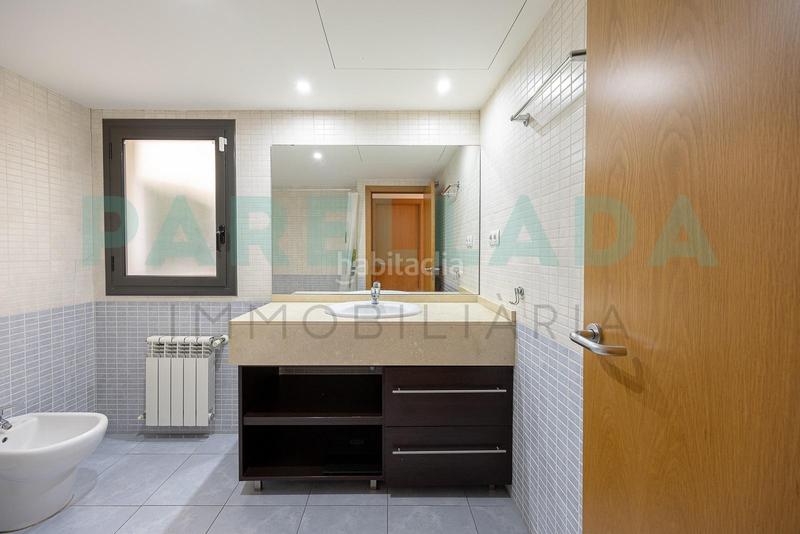 Foto a1304561-0589-42ba-a71d-138faea1b50c. Pis amb calefacció aparcament a Canyadó Badalona