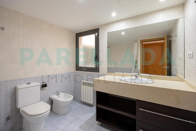 Foto c0c99cce-aafd-4b25-b693-12c4c3256dfe. Pis amb calefacció aparcament a Canyadó Badalona