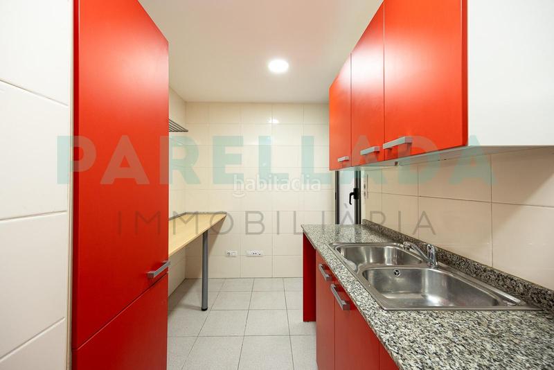 Foto f41db90d-4ea6-4a47-b02c-e8443e63fd1d. Pis amb calefacció aparcament a Canyadó Badalona