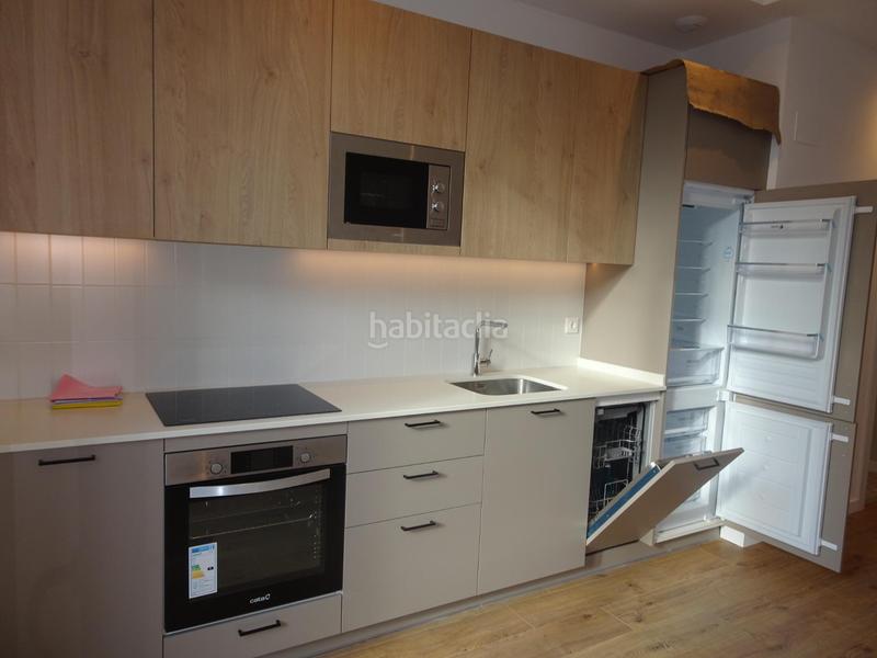 Foto 32a04352-55c1-4633-9092-3a5e2a7053df. Location duplex avec chauffage dans Centre Badalona